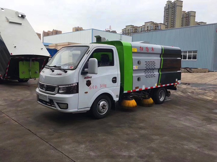 東風小型掃路車 東風小型掃路車