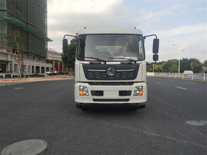 東風天錦12噸霧炮灑水車 東風天錦12噸霧炮灑水車