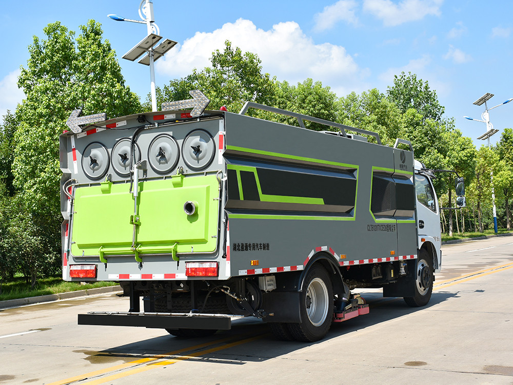 �|�L����8�����m܇