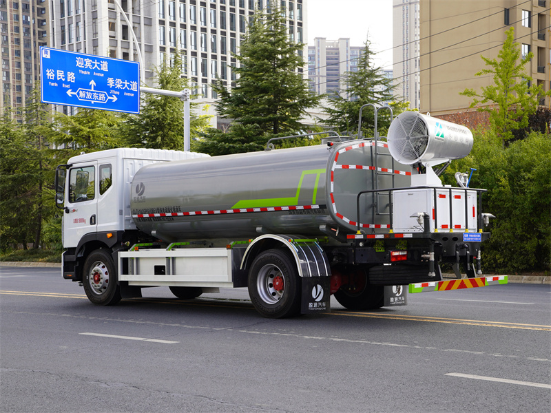 �|�L(f��ng)12���P���ؼ�늄�(d��ng)��ˮ܇-�|�L(f��ng)12������Դ�F�ڞ�ˮ܇